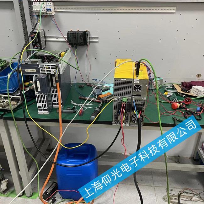 ŷS-Baumuller bm440068S